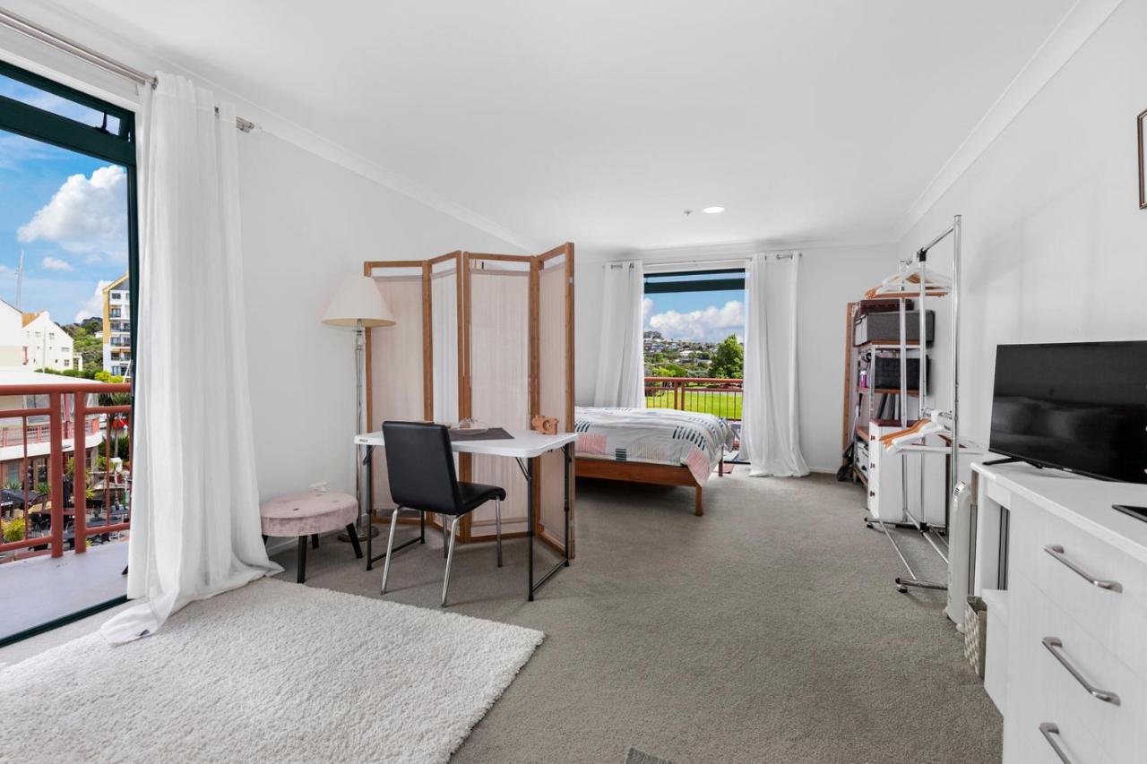 Harbourside Haven - Whangaparaoa Studio Apartment Te Whanga Eksteriør bilde